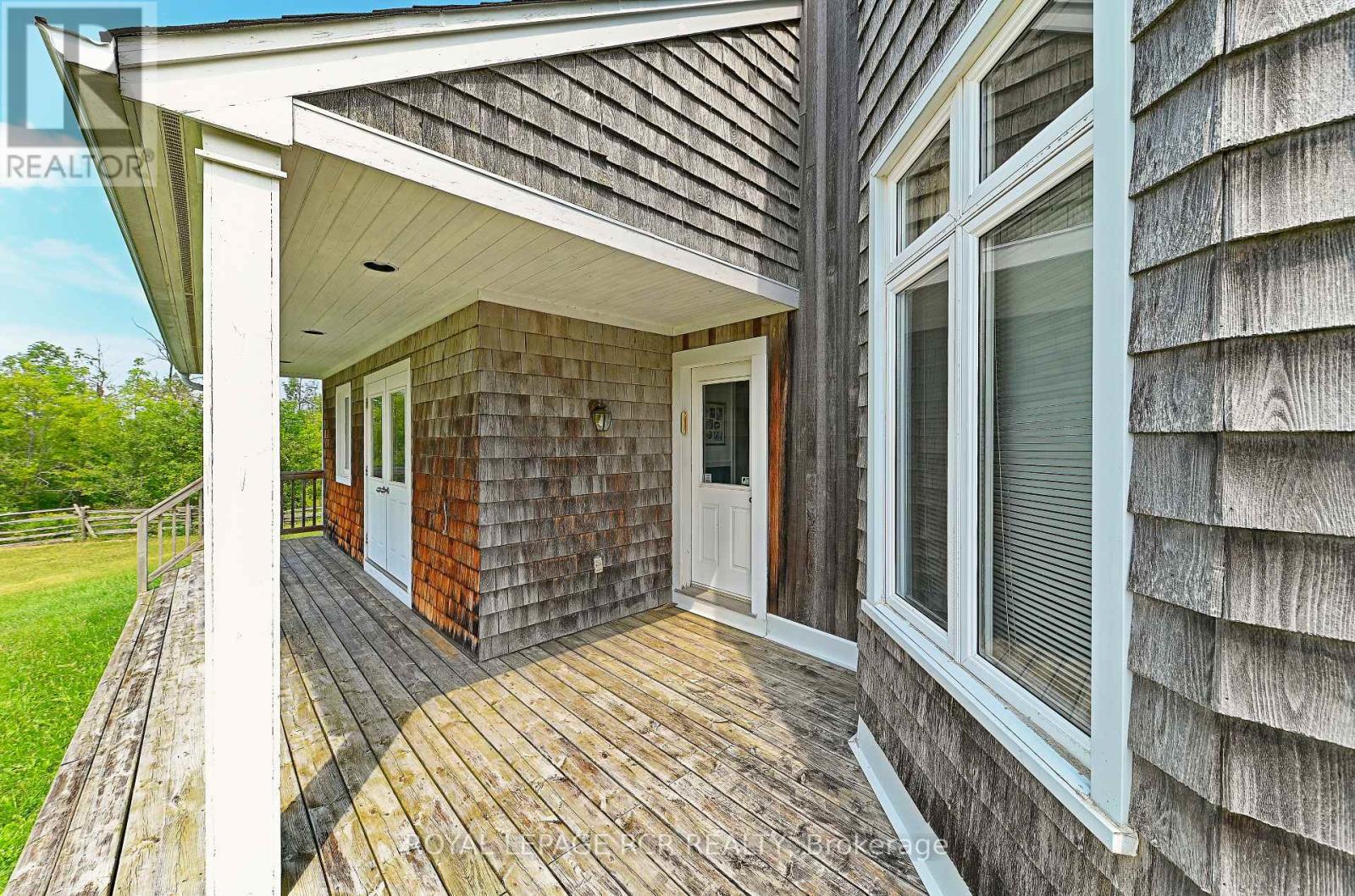836206 4TH LINE - 30