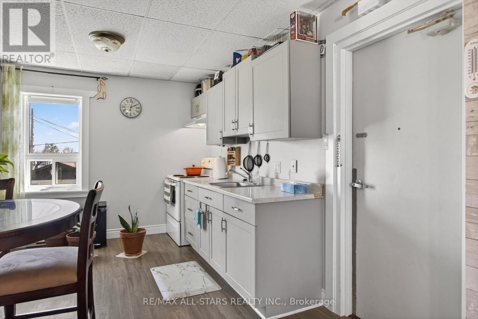 16 ST DAVID STREET - 20
