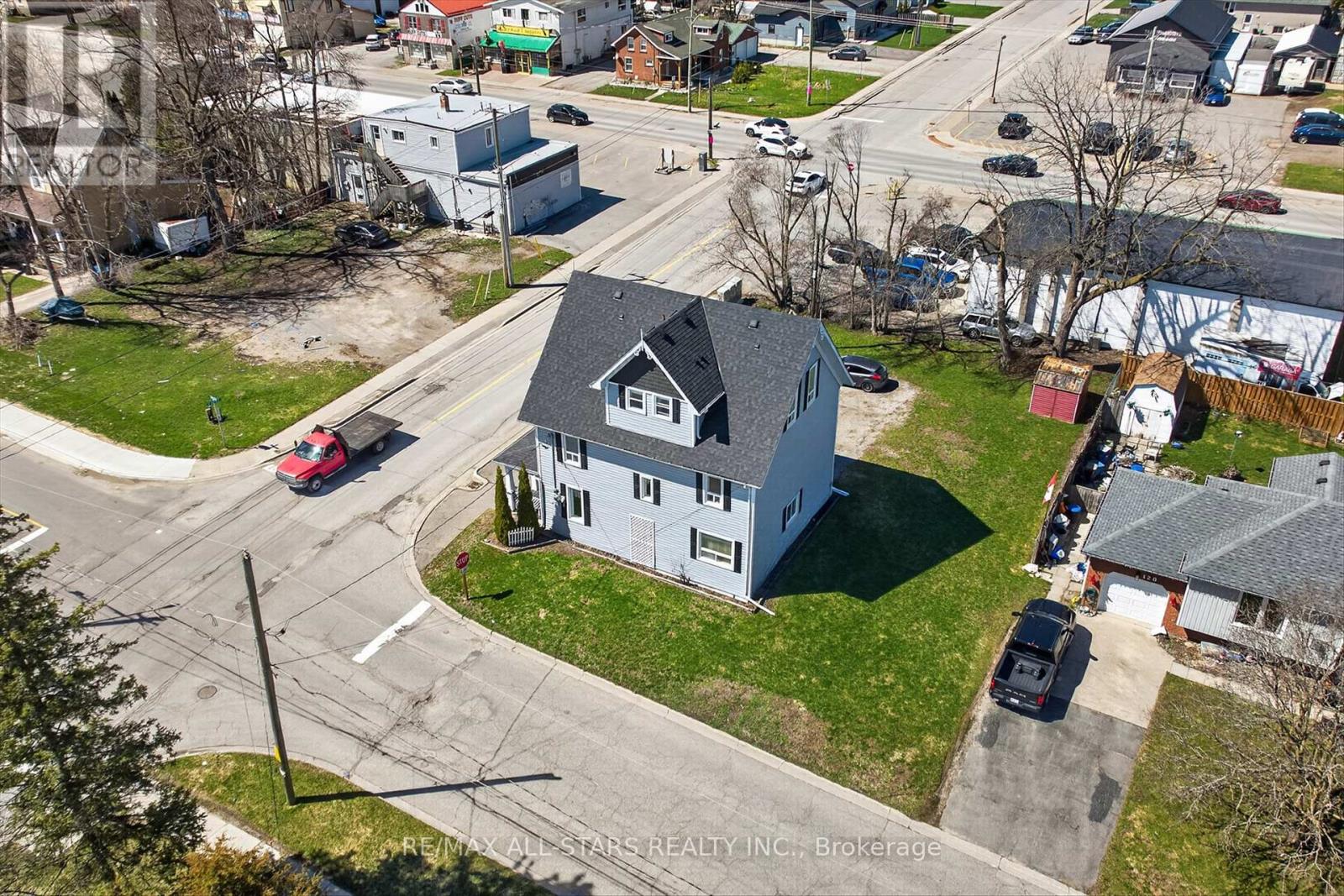 16 ST DAVID STREET - 35