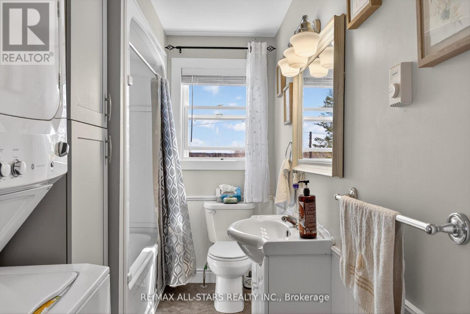 16 ST DAVID STREET - 26