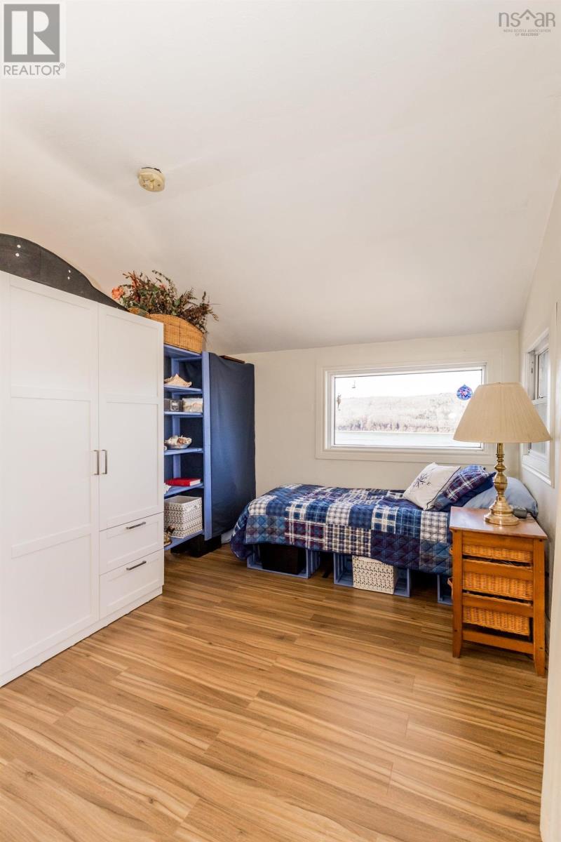 Property 25 of 36 of 817 Granville Road