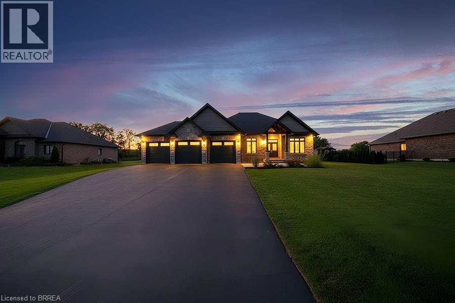 21 TEDLEY Boulevard, Brantford, Ontario N3T0E3 - Photo 2