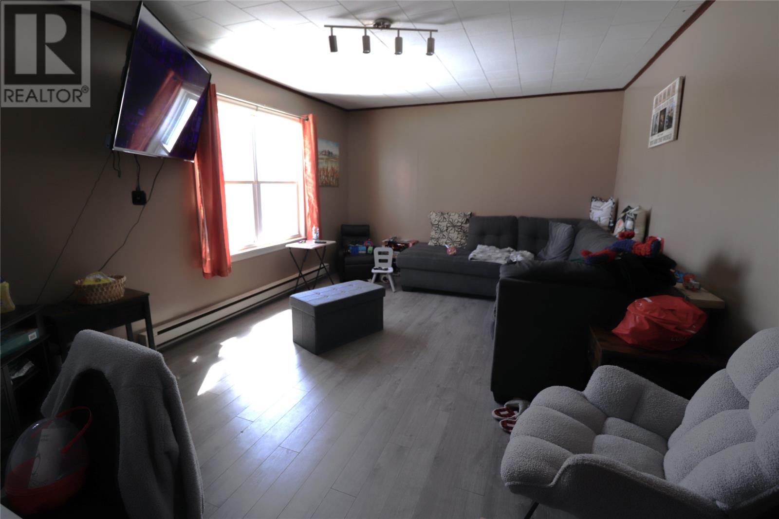 335 Veterans Drive — photo 13