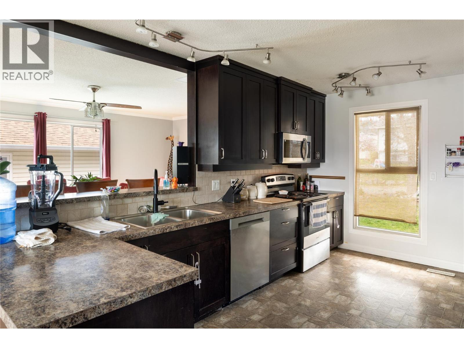  2848 Glasgow Road, West Kelowna