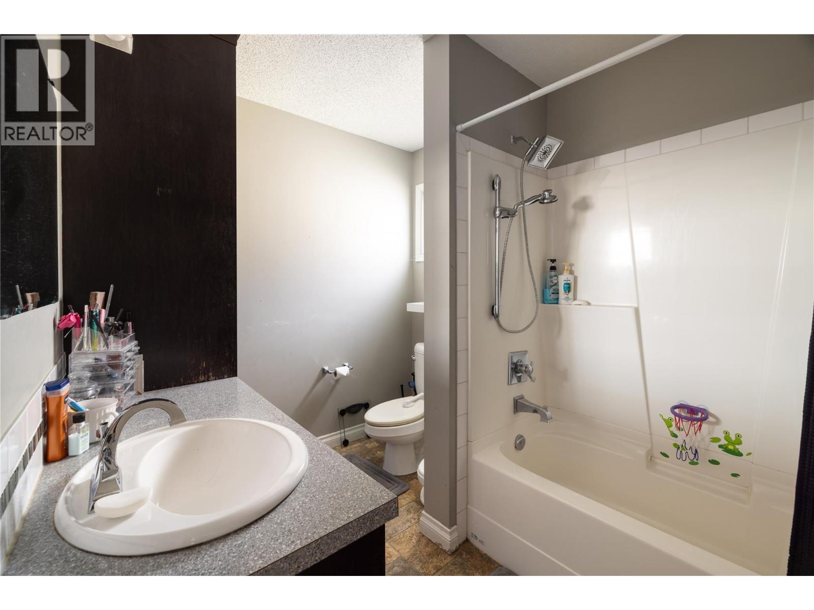  2848 Glasgow Road, West Kelowna