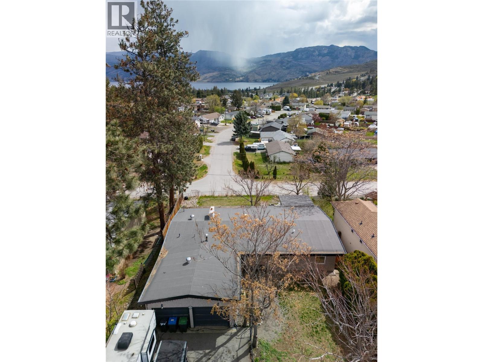  2848 Glasgow Road, West Kelowna