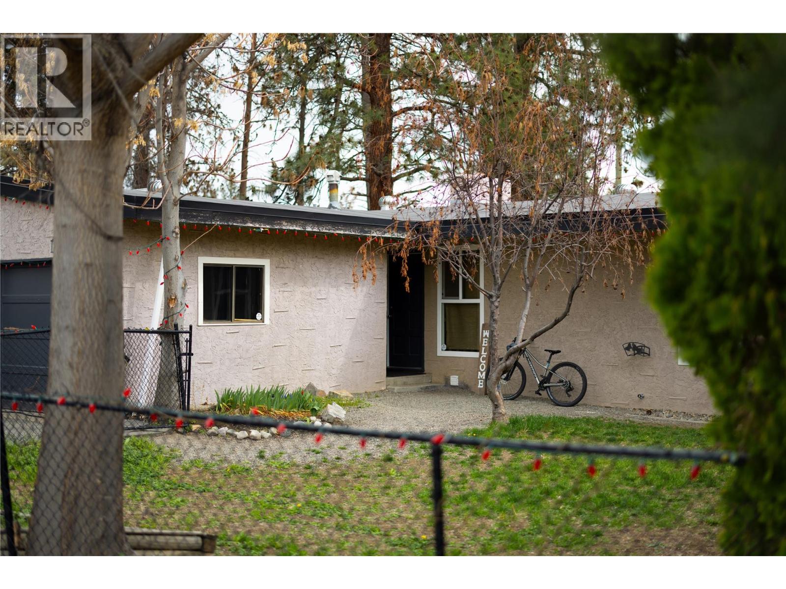  2848 Glasgow Road, West Kelowna