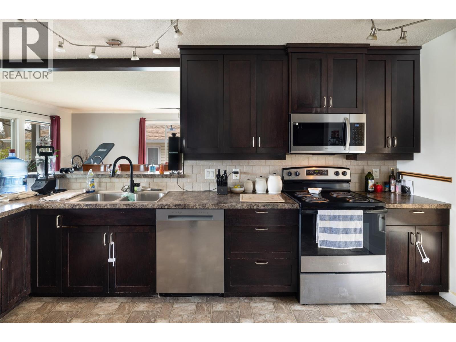 2848 Glasgow Road Lot# 76 - 14