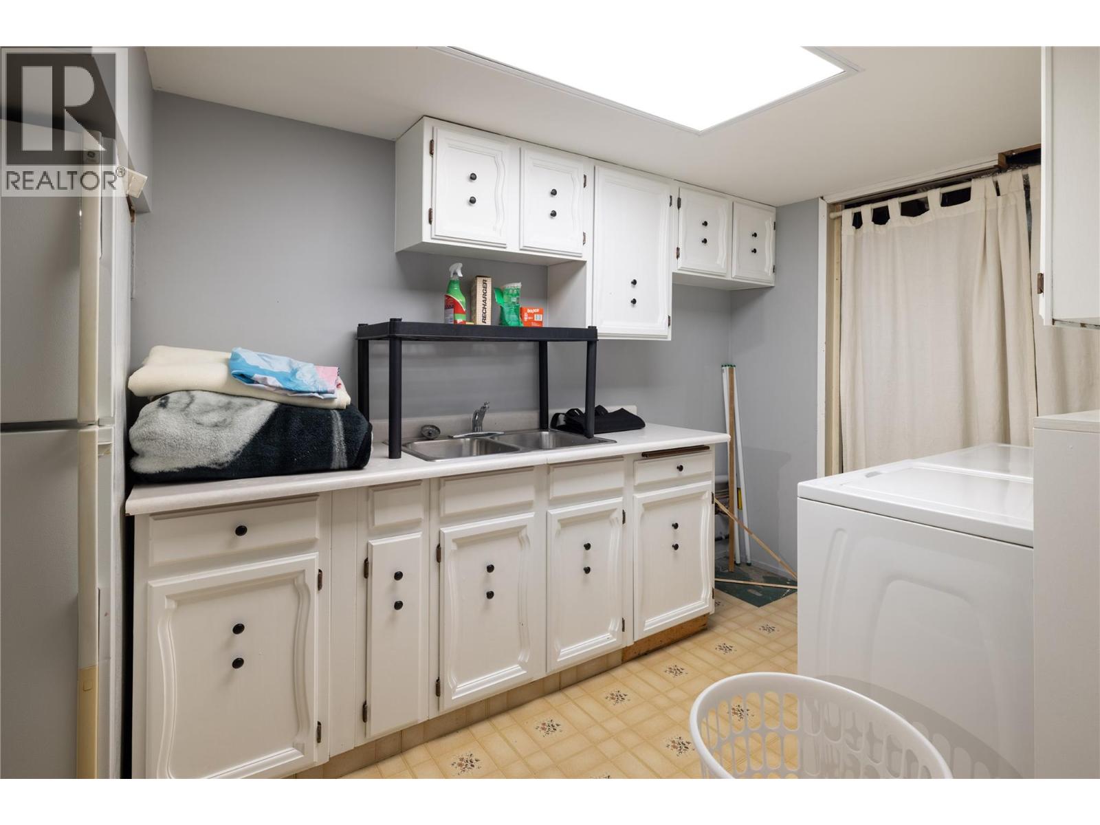  2848 Glasgow Road, West Kelowna