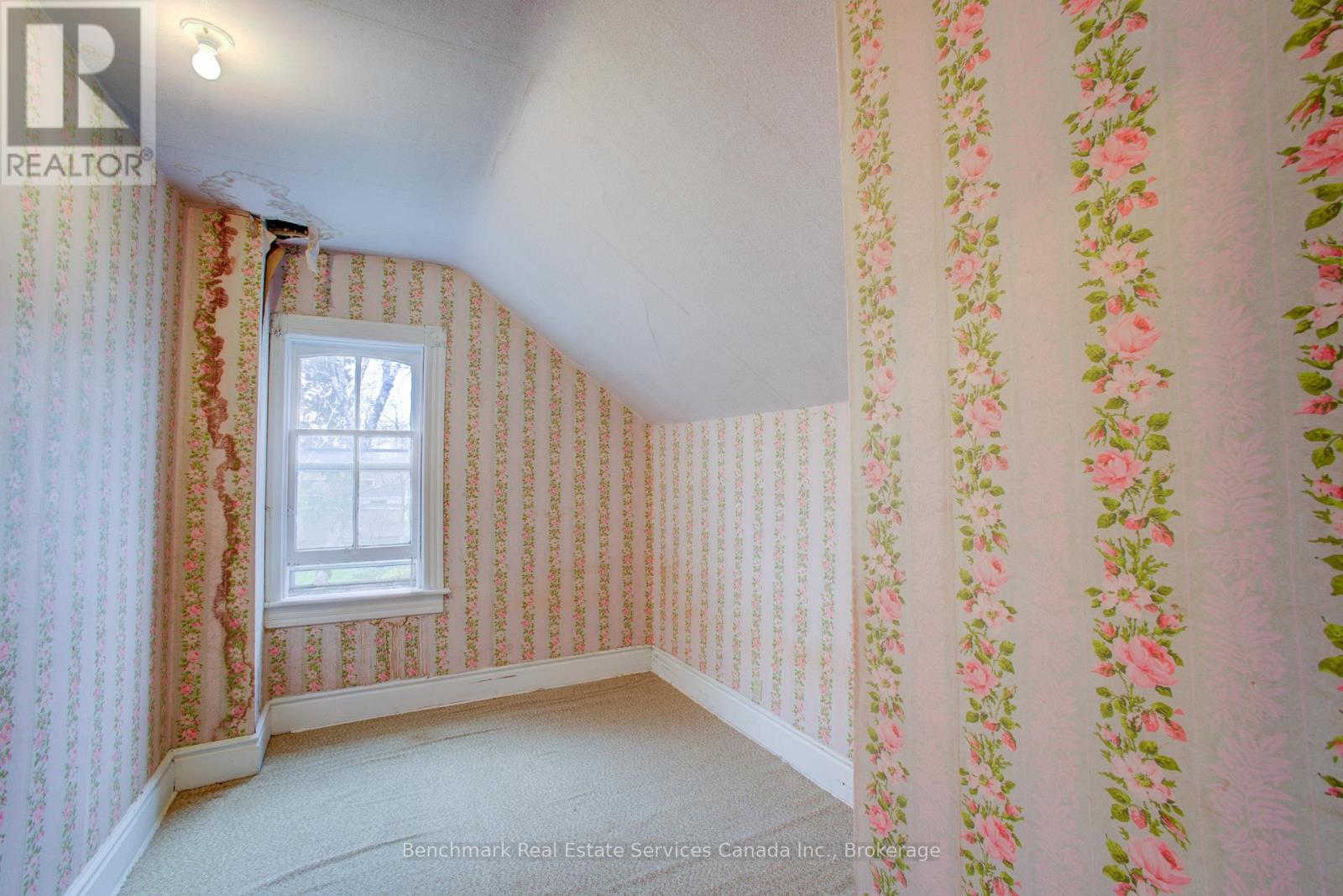 61 ST. JOHN STREET S — photo 28