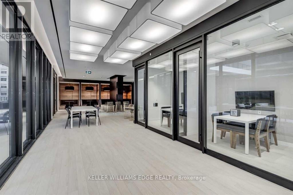 #3609 85 WOOD STREET - 17