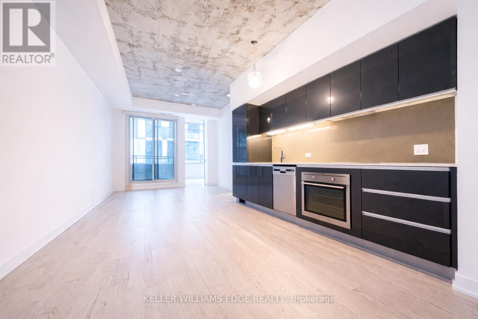 #302 20 GLADSTONE AVENUE - 3