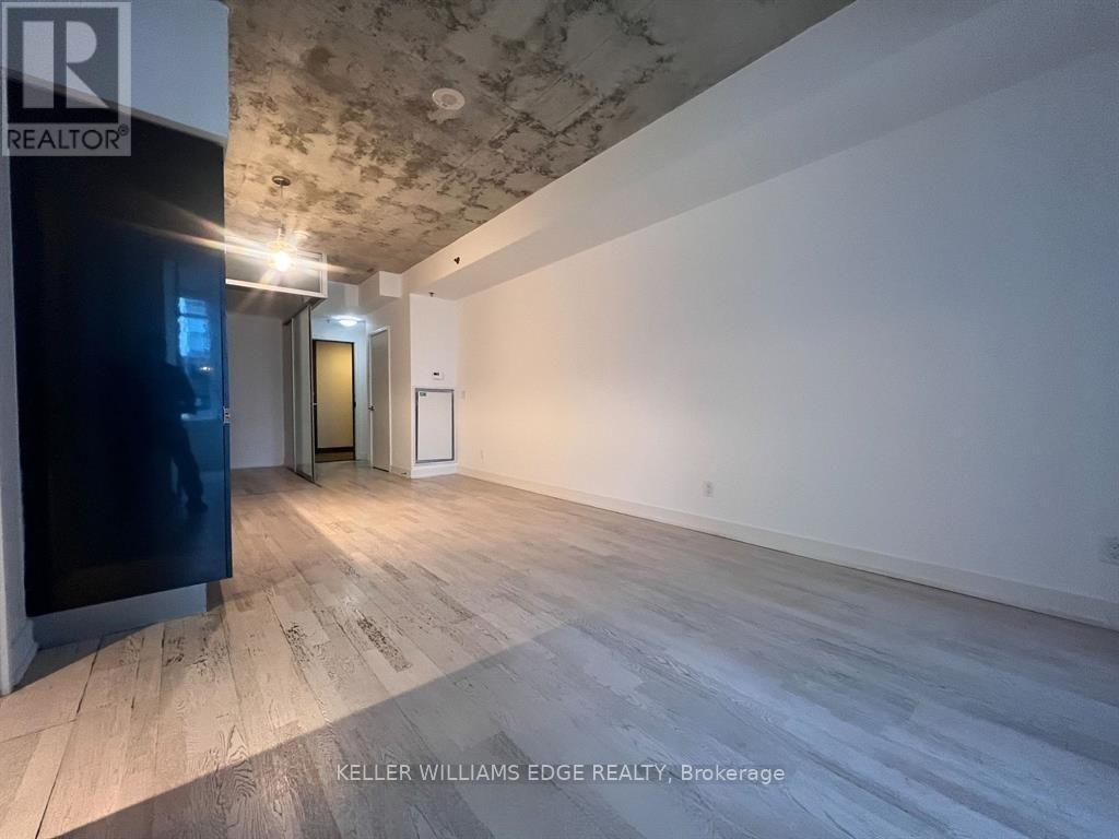 #302 20 GLADSTONE AVENUE - 5
