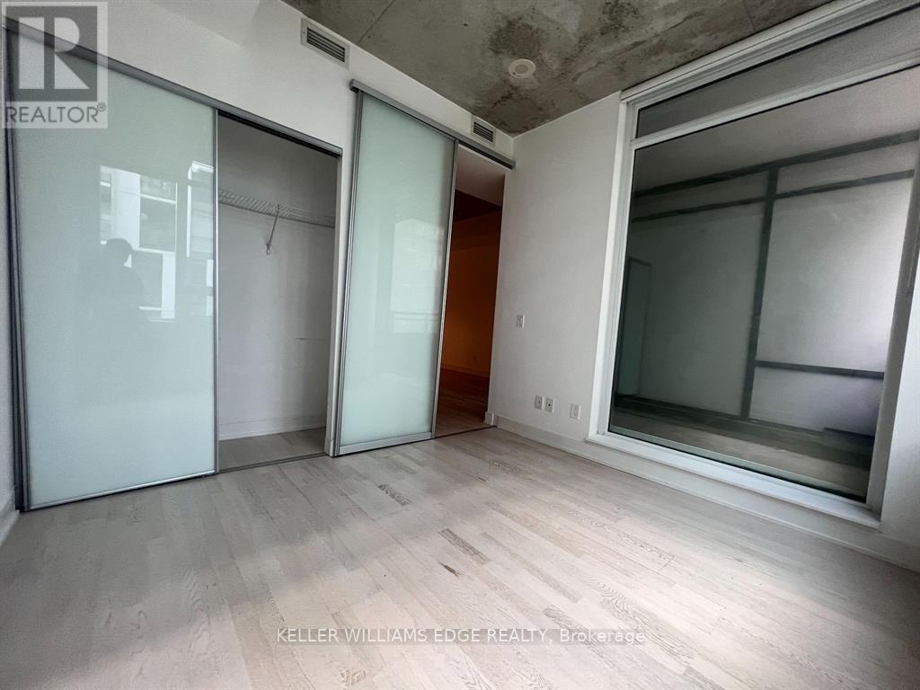 #302 20 GLADSTONE AVENUE - 6