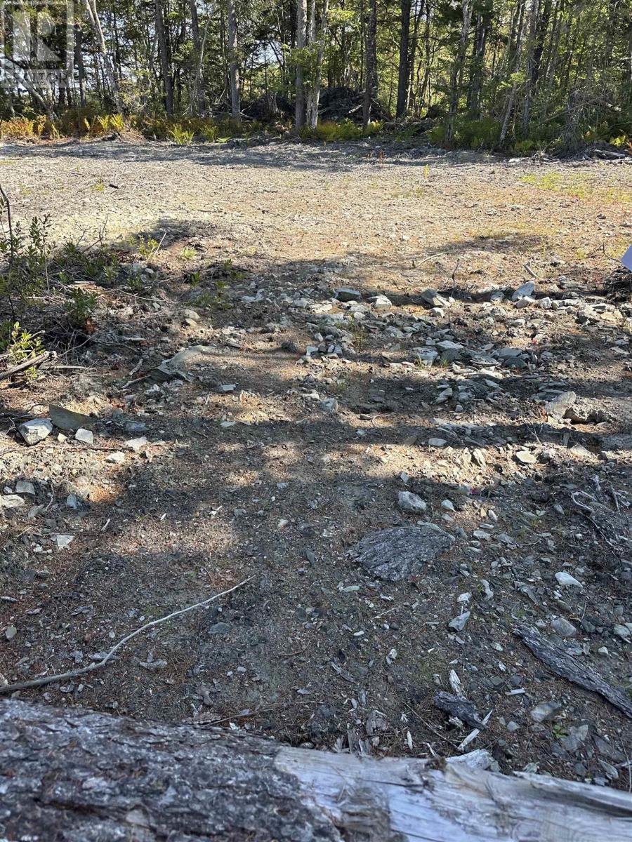 Property 23 of 42 of Highway 101