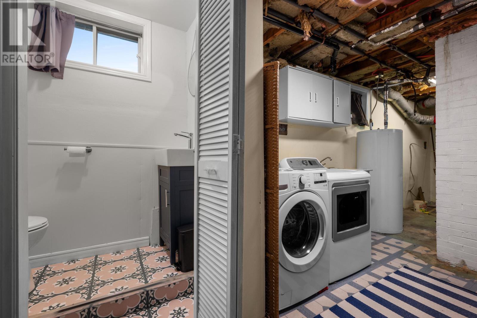 Property 14 of 17 of 24 LODGE Drive