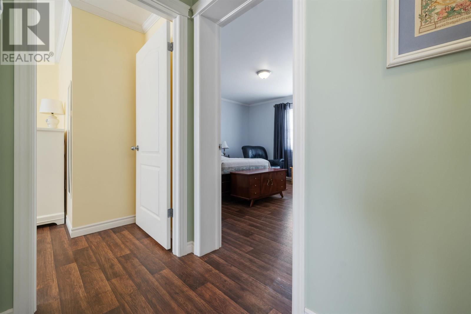 Property 21 of 41 of 18 Parkview Drive