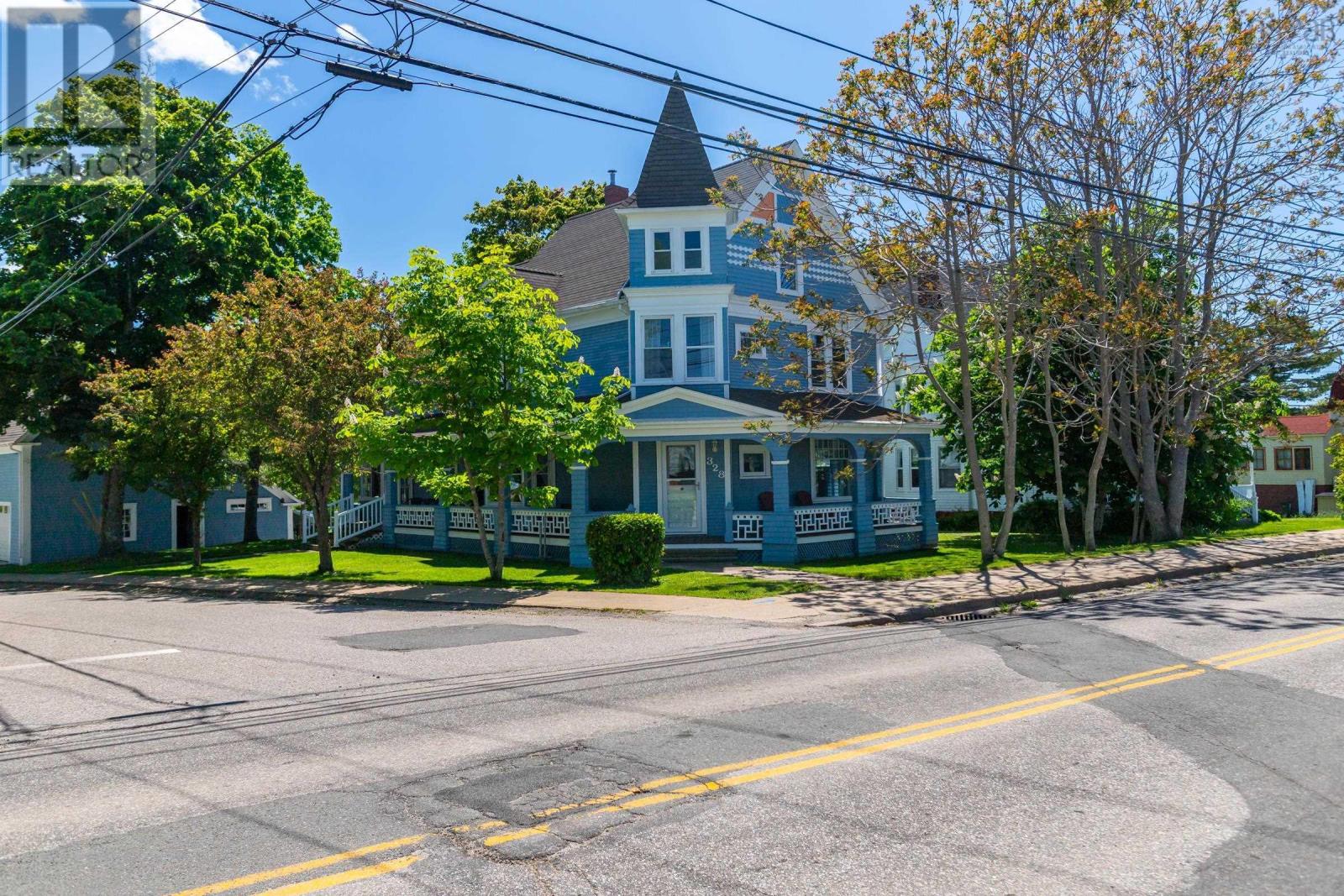 Property photo of 328 Granville Street