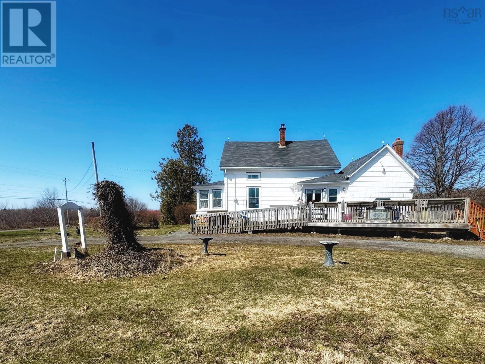 Property 26 of 28 of 5259 Highway 221