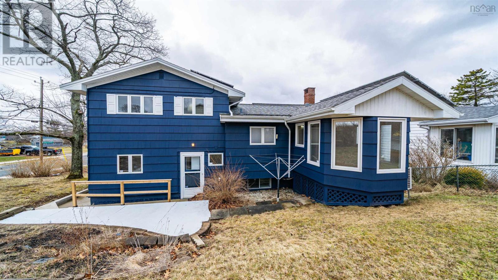 Property 2 of 49 of 1 Kingfisher Crescent