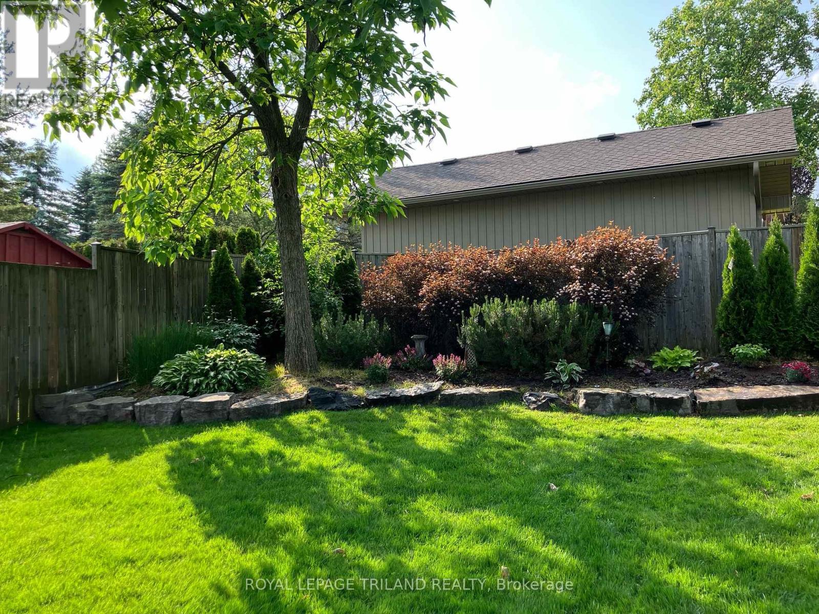32 WINGREEN LANE - 45