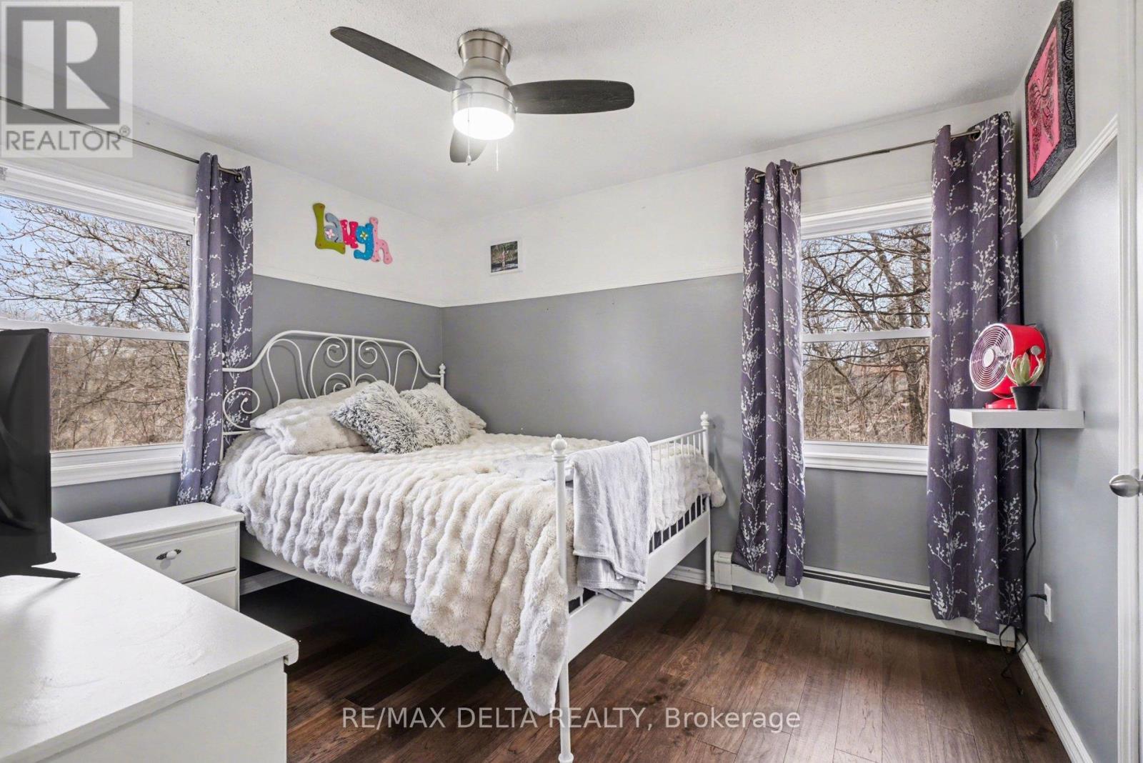 2021 DES PINS STREET - 22