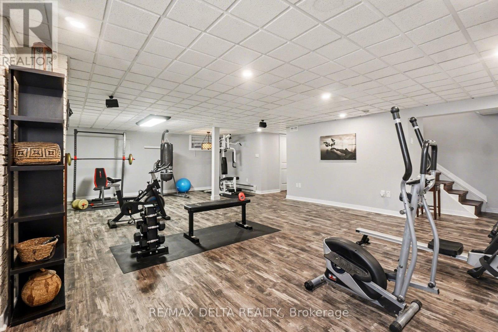 2021 DES PINS STREET - 33
