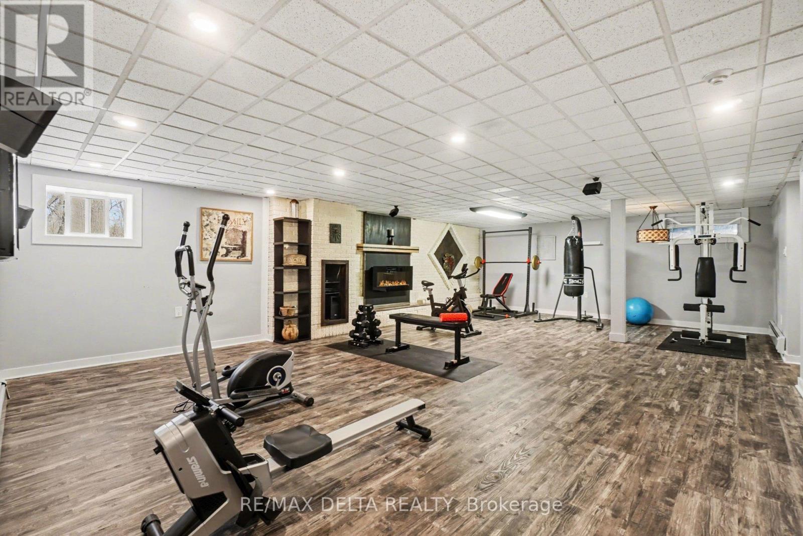 2021 DES PINS STREET - 34