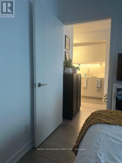 #3222 19 WESTERN BATTERY ROAD - 24
