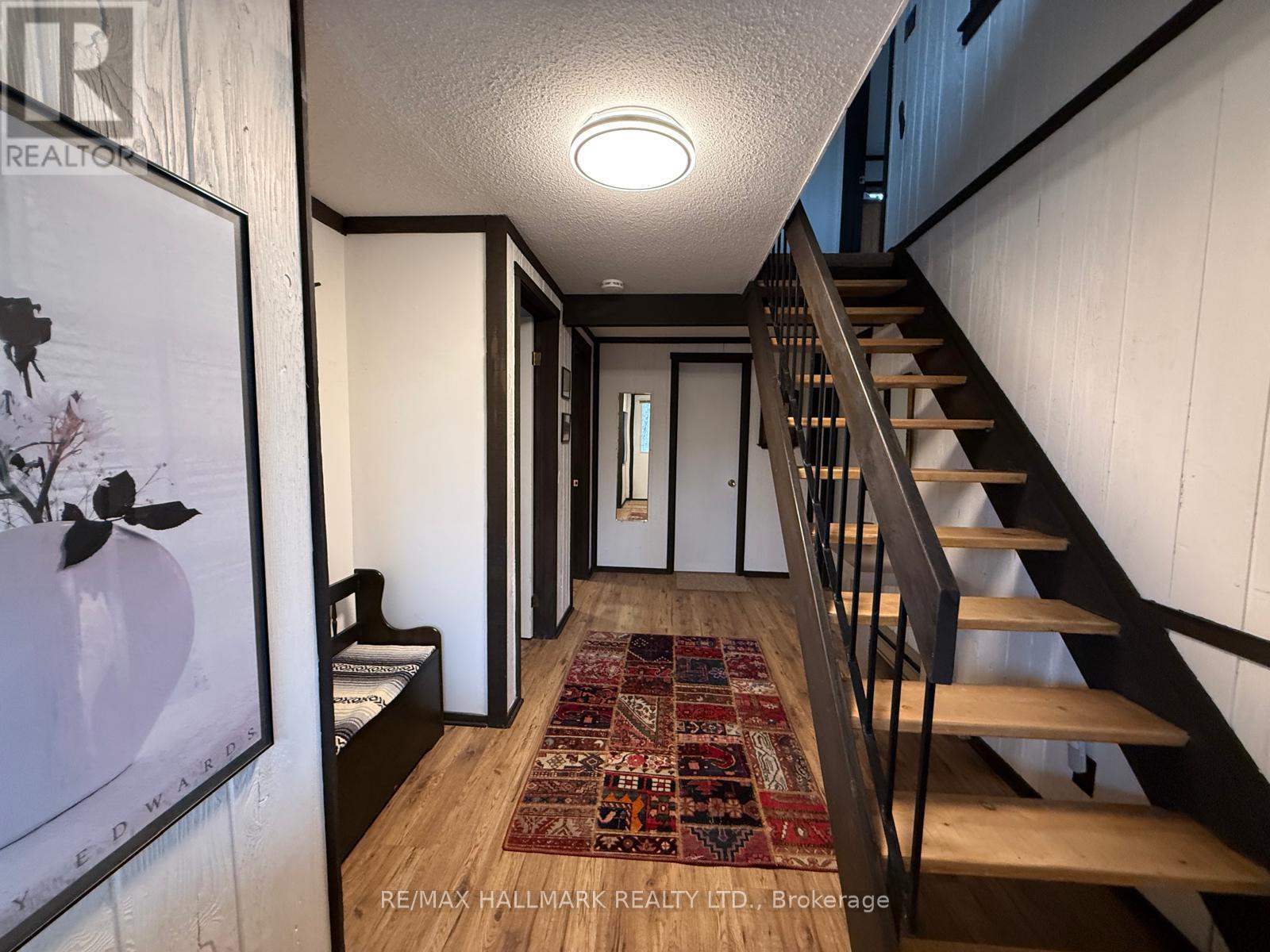 33 HURON WOODS DRIVE - 16