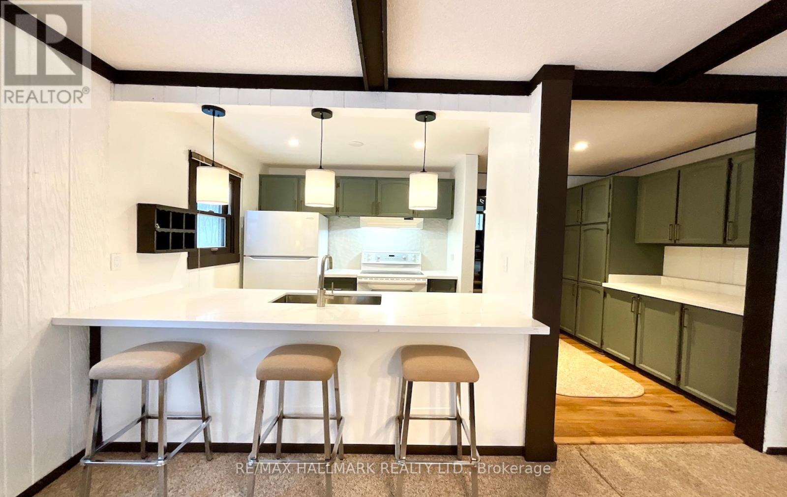 33 HURON WOODS DRIVE - 4