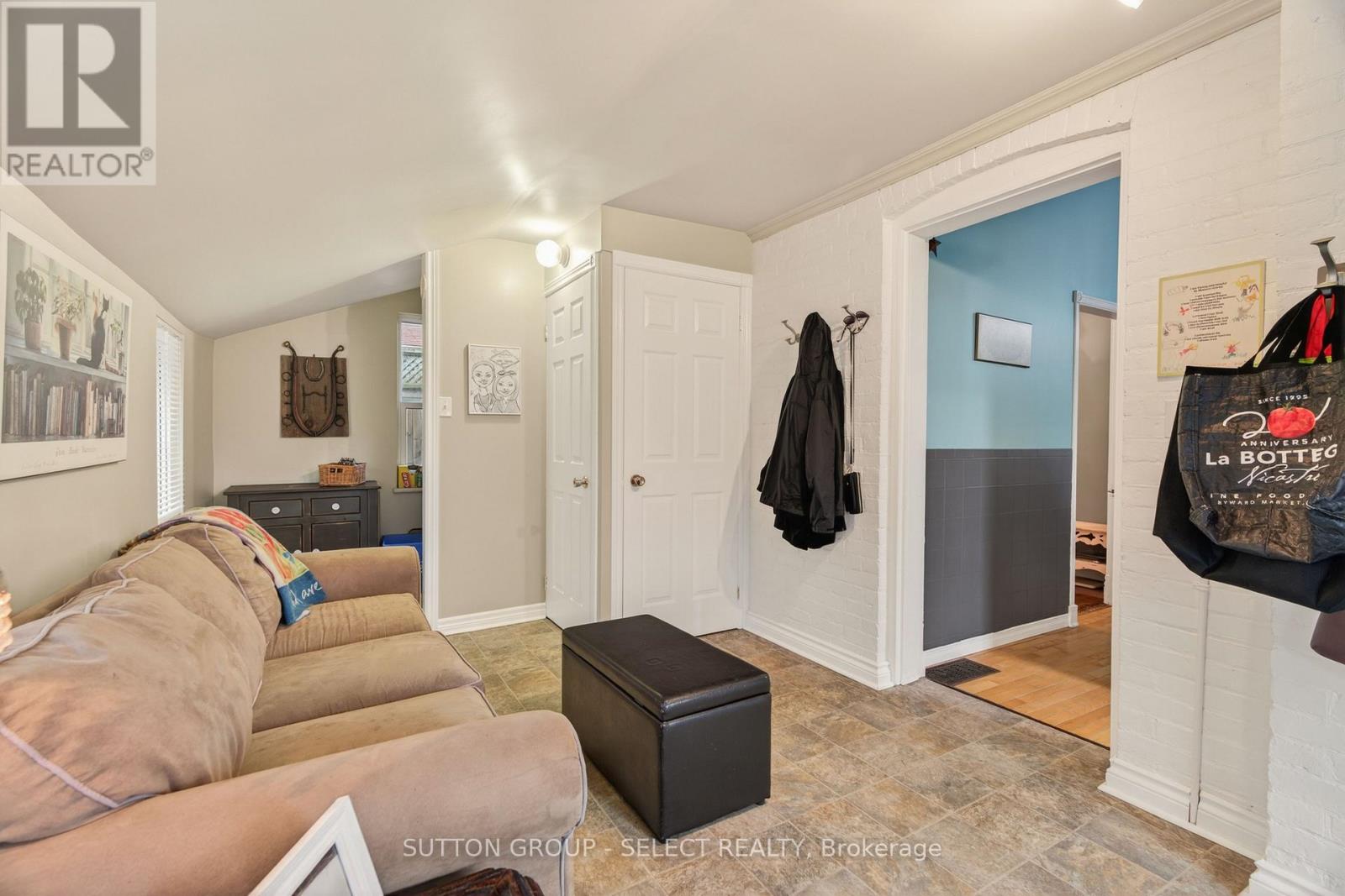 625 HALE STREET Property Photo