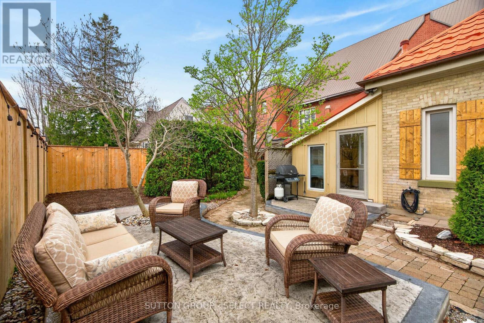 625 HALE STREET Property Photo