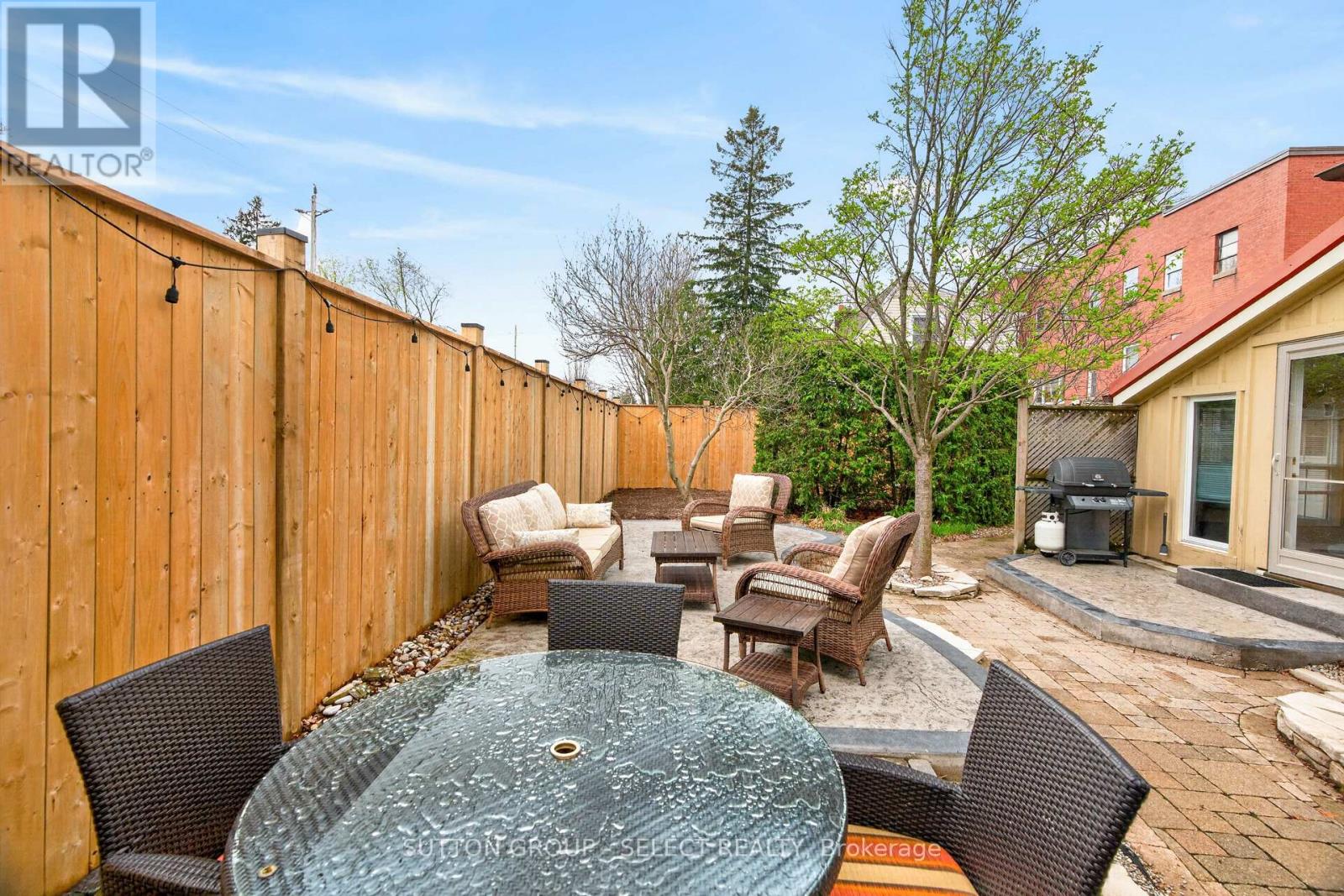 625 HALE STREET Property Photo