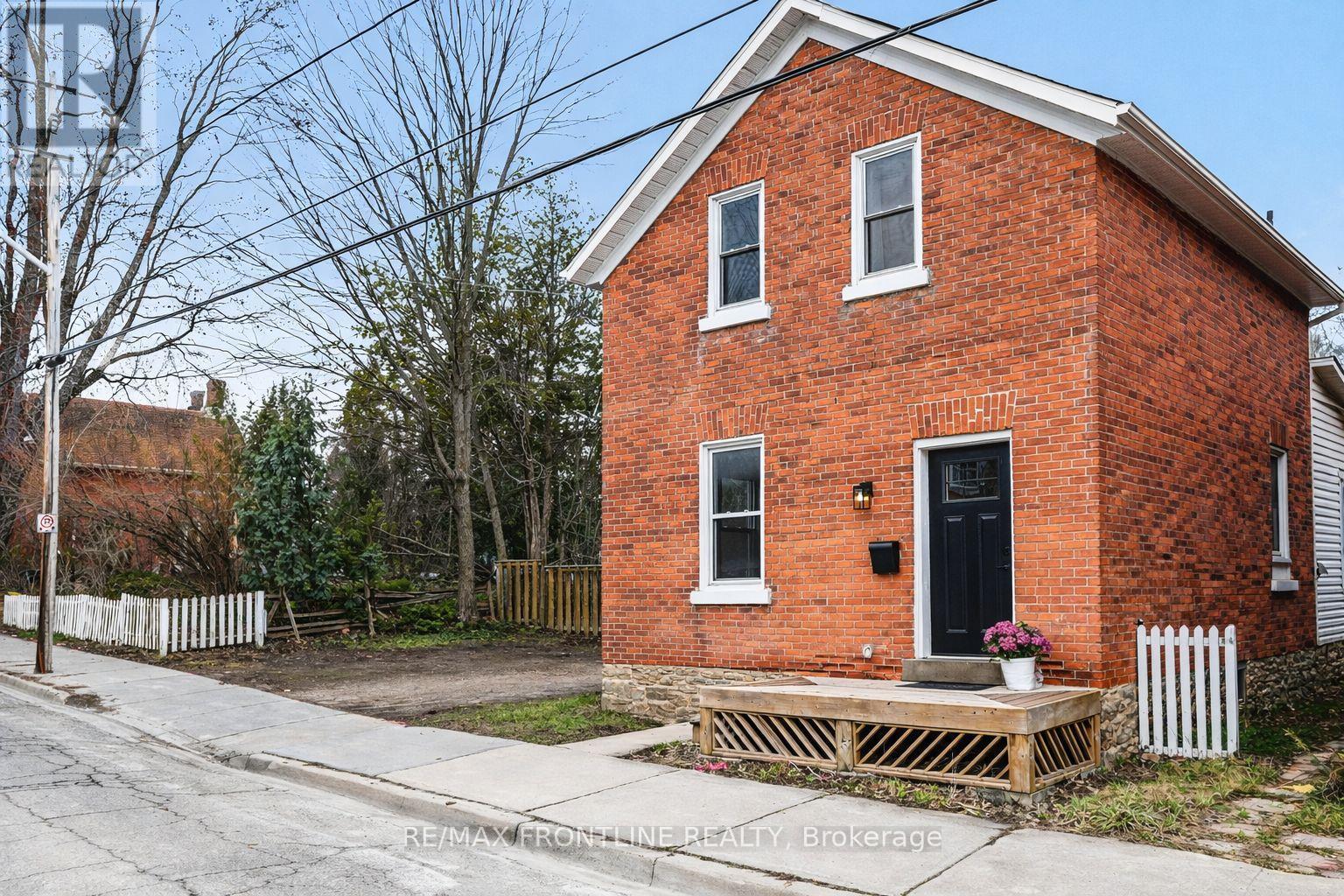 101 PETER STREET - 1