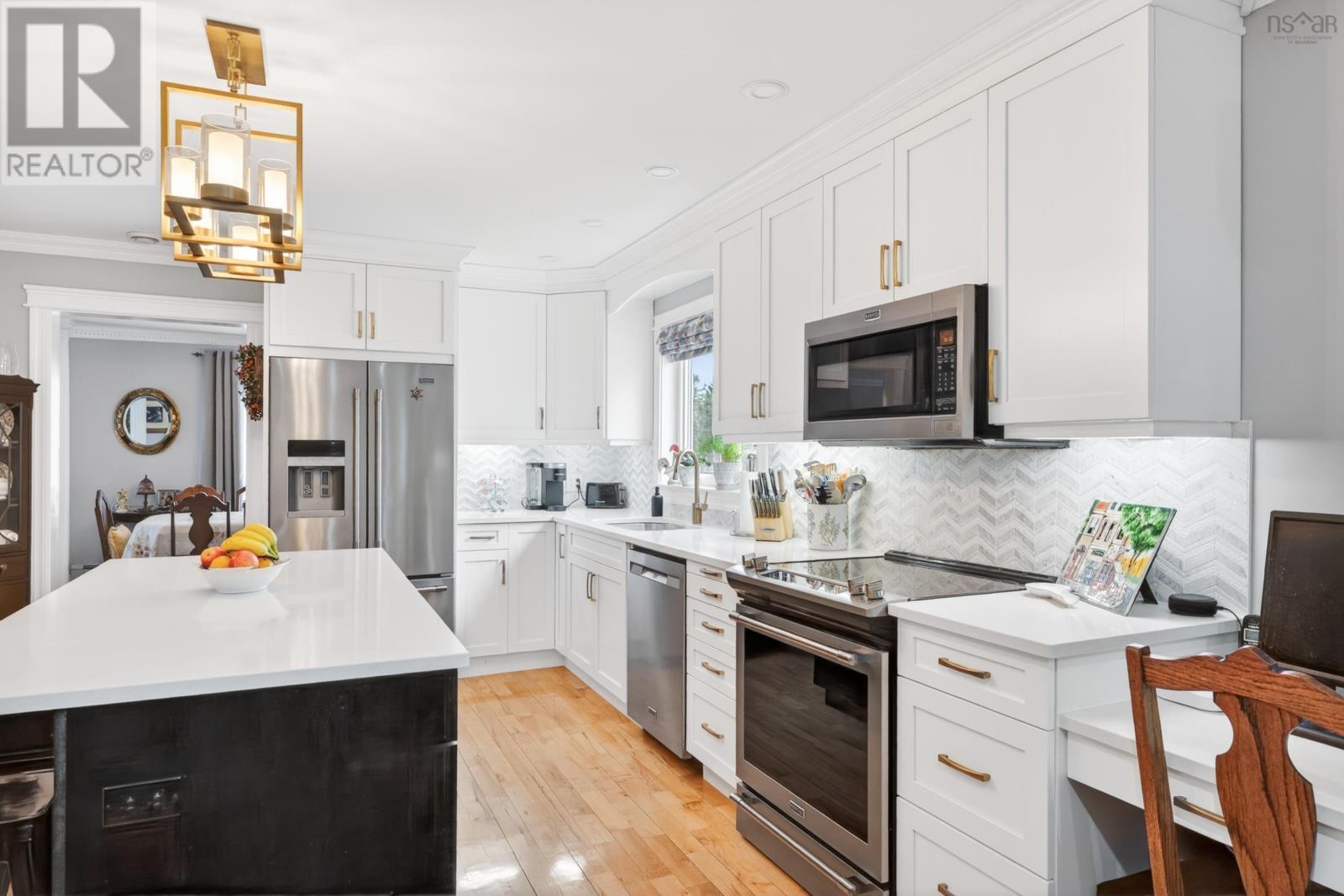 Property 25 of 50 of 86 Carmichael Drive