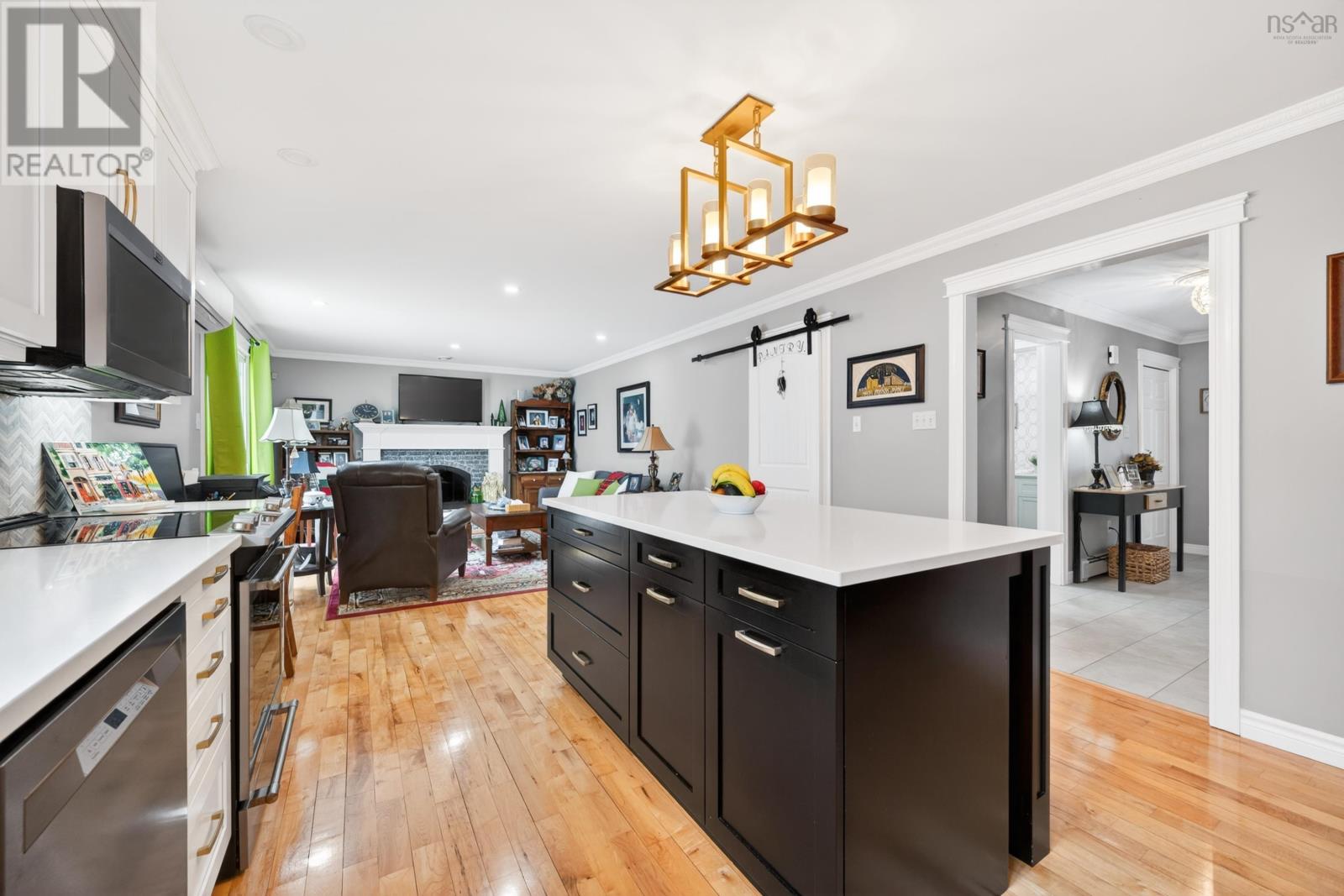 Property 23 of 50 of 86 Carmichael Drive