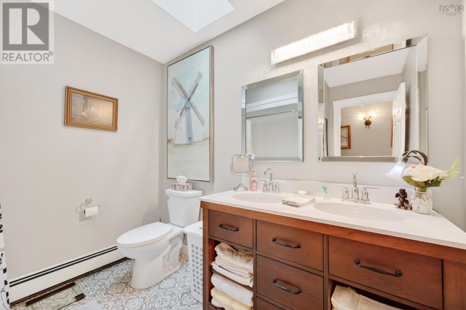 Property 42 of 50 of 86 Carmichael Drive