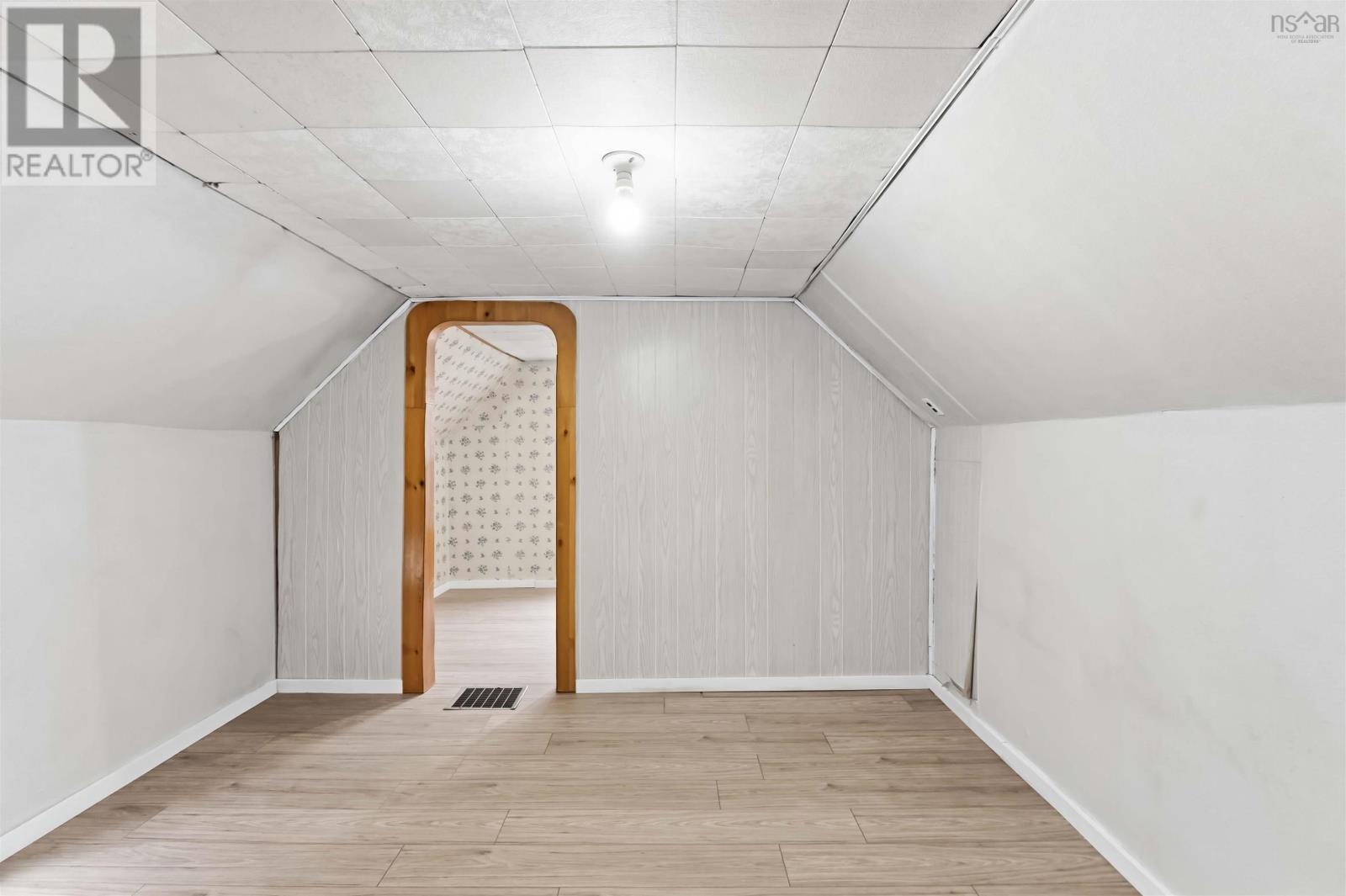 Property 27 of 34 of 427 Townshipline Road