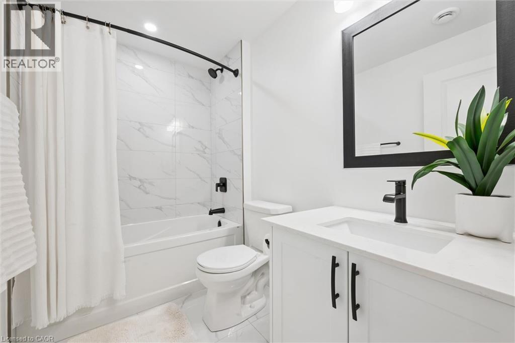 213 FALLOWFIELD Drive - 34