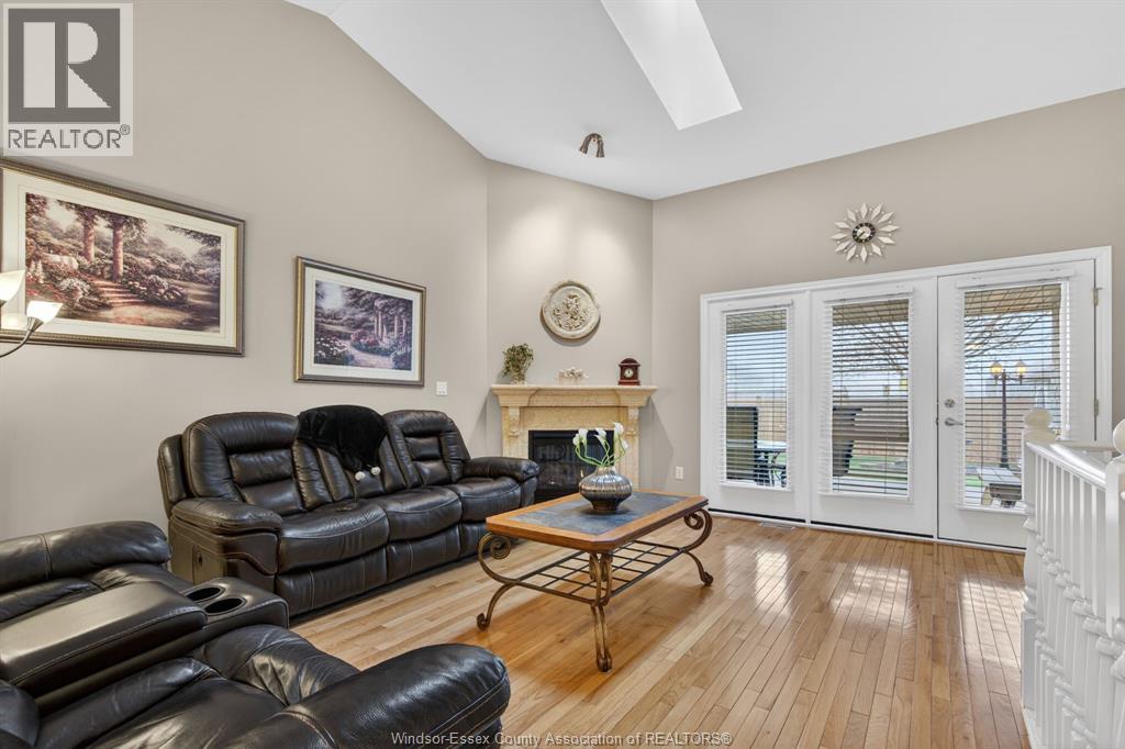 5 Leonard DRIVE — photo 9