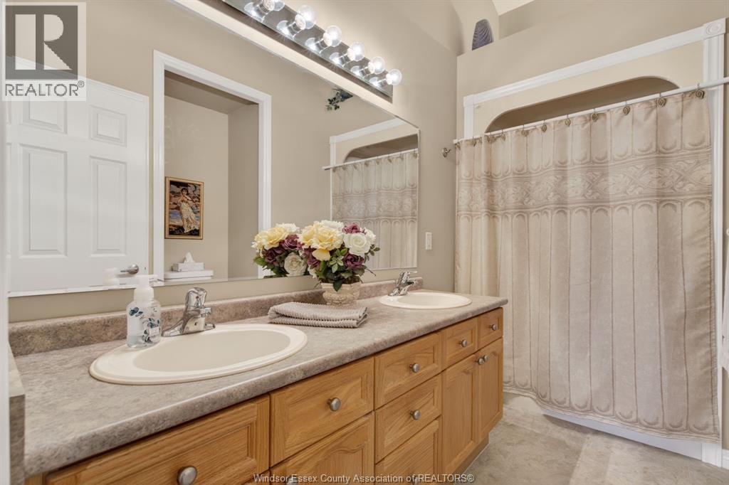 5 Leonard DRIVE — photo 16