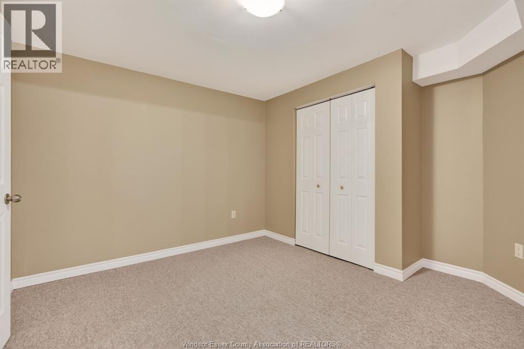 5 Leonard DRIVE — photo 26