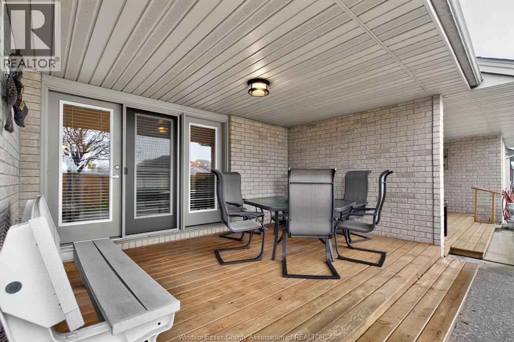 5 Leonard DRIVE — photo 32