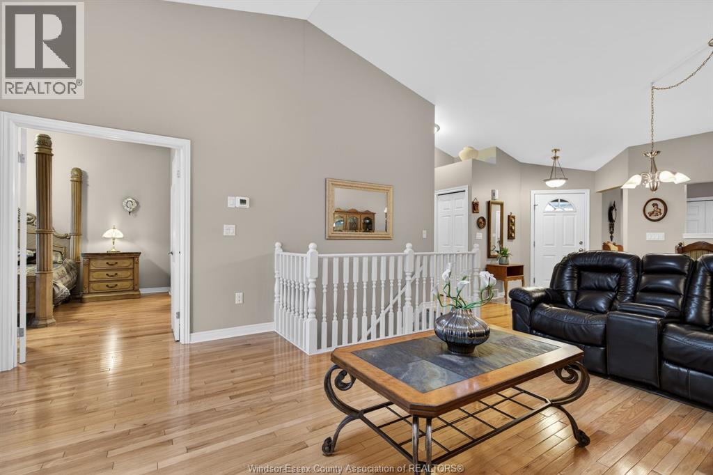 5 Leonard DRIVE — photo 12