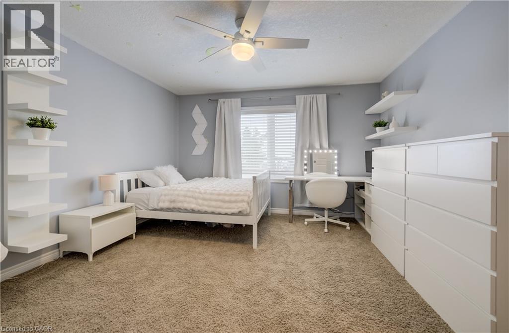 928 EVENS POND Court, Kitchener, Ontario, N2R0B8 — Photo 35