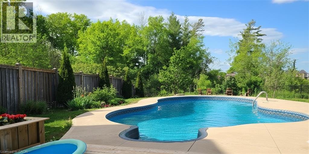 928 EVENS POND Court, Kitchener, Ontario, N2R0B8 — Photo 2