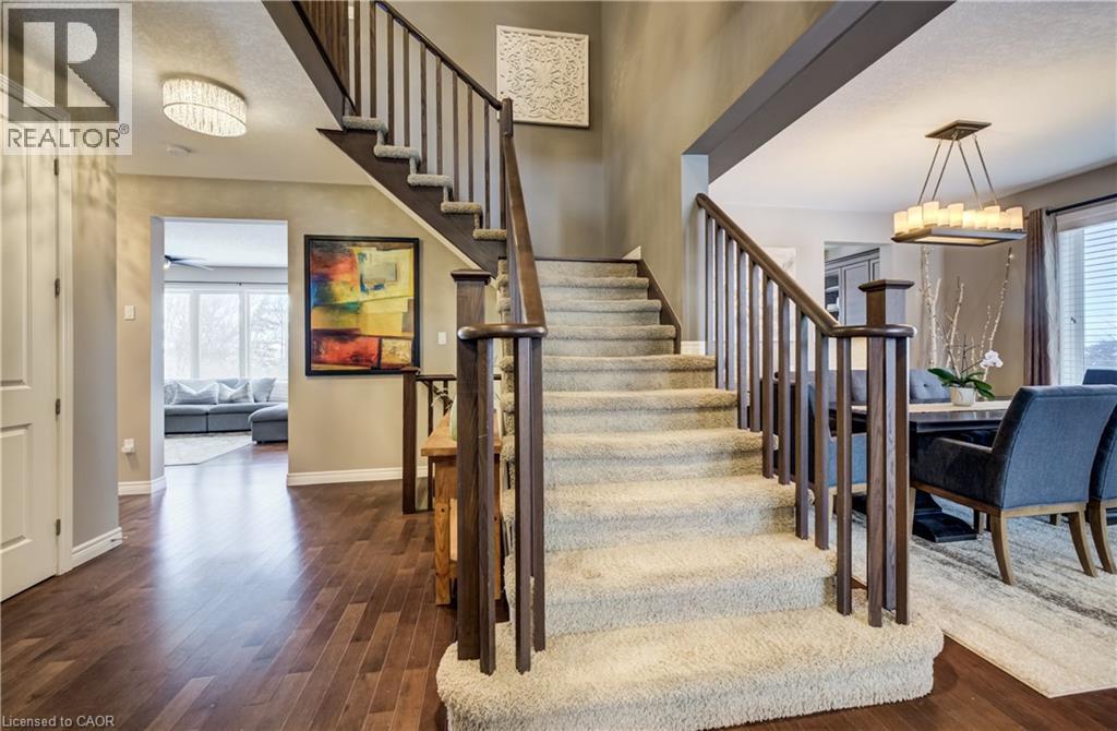 928 EVENS POND Court, Kitchener, Ontario, N2R0B8 — Photo 11