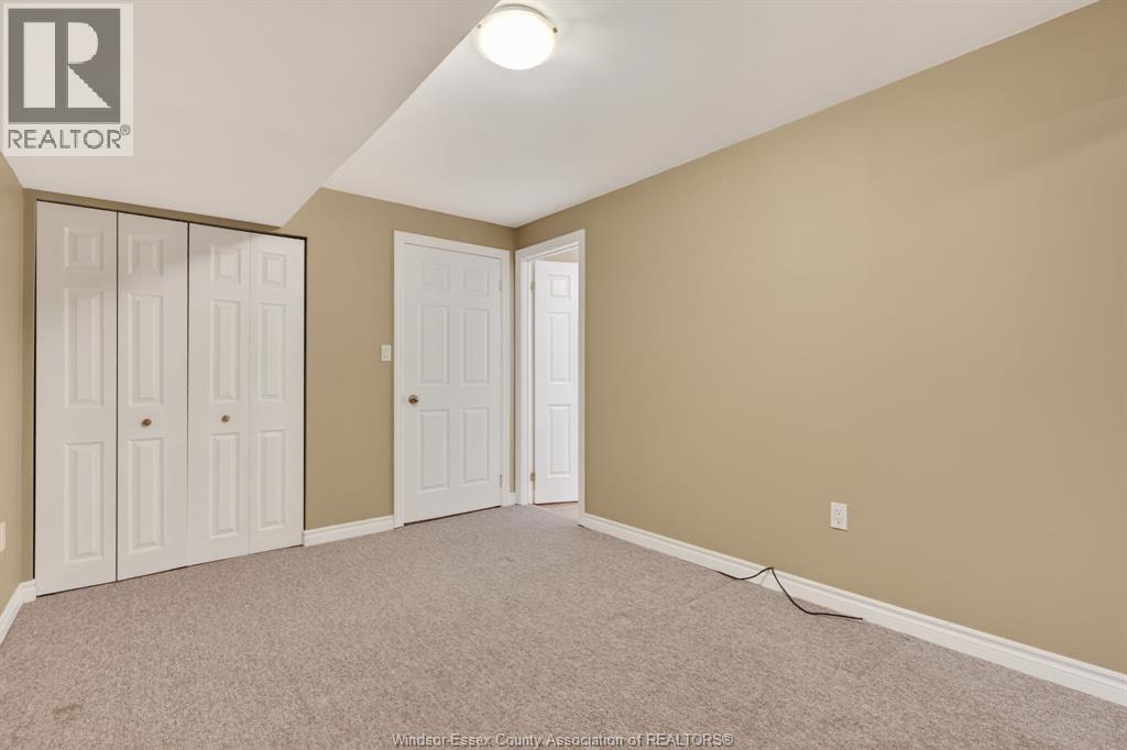 5 Leonard DRIVE — photo 29