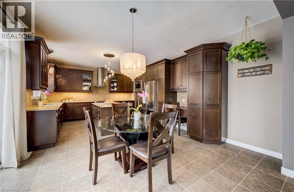 928 EVENS POND Court, Kitchener, Ontario, N2R0B8 — Photo 22